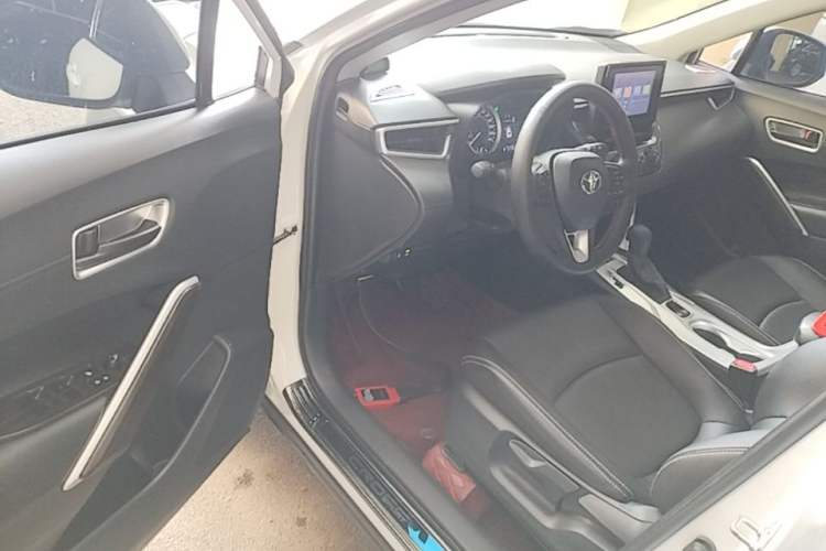 Used Toyota Corolla Cross 2022 2.0L Pioneer Edition Driver Seat