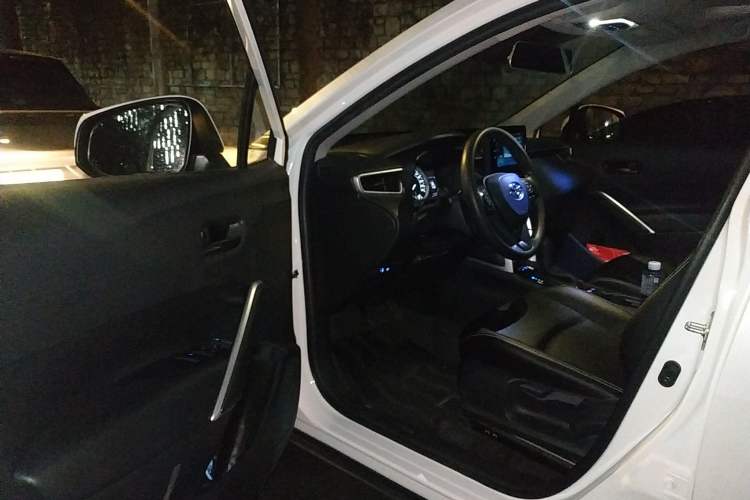 Used Toyota Corolla Cross 2022 2.0L Elite Edition Driver Seat