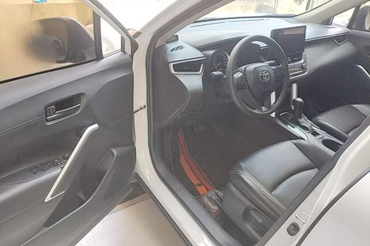 Used Toyota Corolla Cross 2022 2.0L Elite Edition Driver Seat