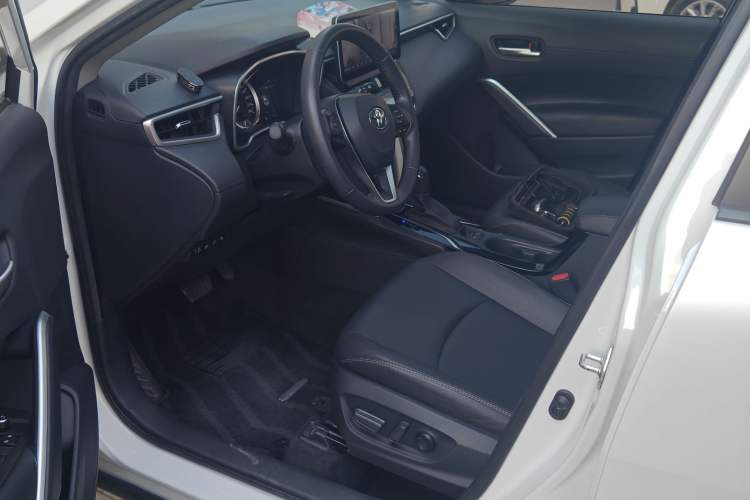 Used Toyota Corolla Cross 2022 2.0L Deluxe Edition Driver Seat