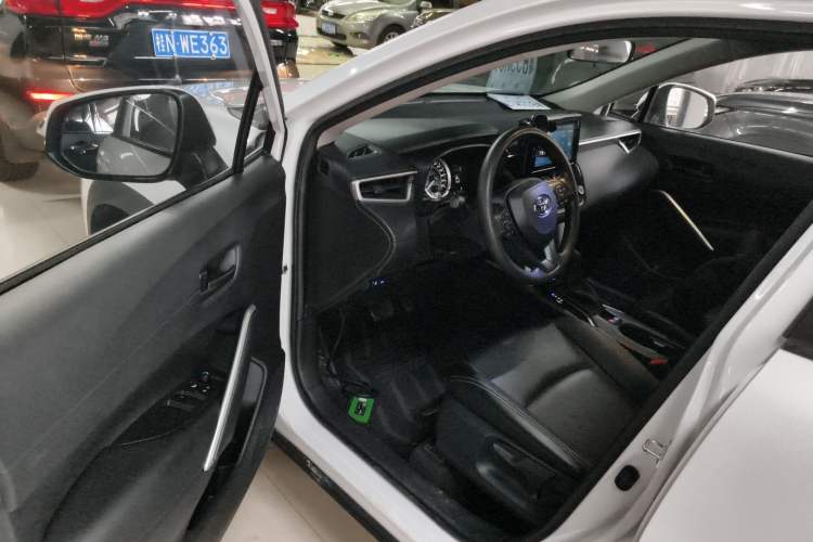 Used Toyota Corolla Cross 2022 2.0L Elite Edition Driver Seat