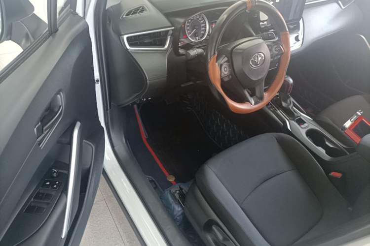 Used Toyota Corolla Cross 2022 2.0L Elite Edition Driver Seat