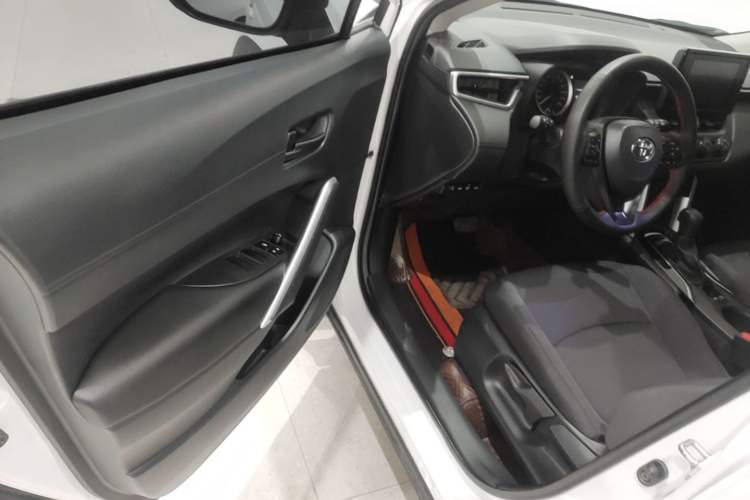 Used Toyota Corolla Cross 2022 2.0L Pioneer Edition Driver Seat