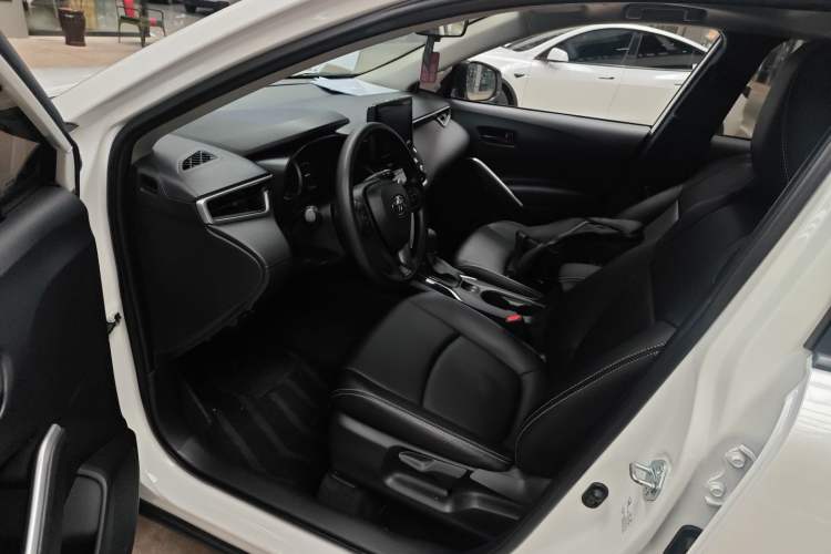Used Toyota Corolla Cross 2022 2.0L Elite Edition Driver Seat