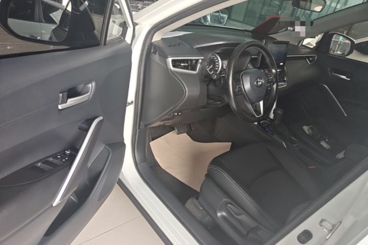 Used Toyota Corolla Cross 2022 2.0L Luxury Edition Driver Seat