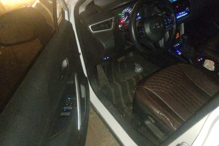 Used Toyota Corolla Cross 2022 2.0L Elite Edition Driver Seat