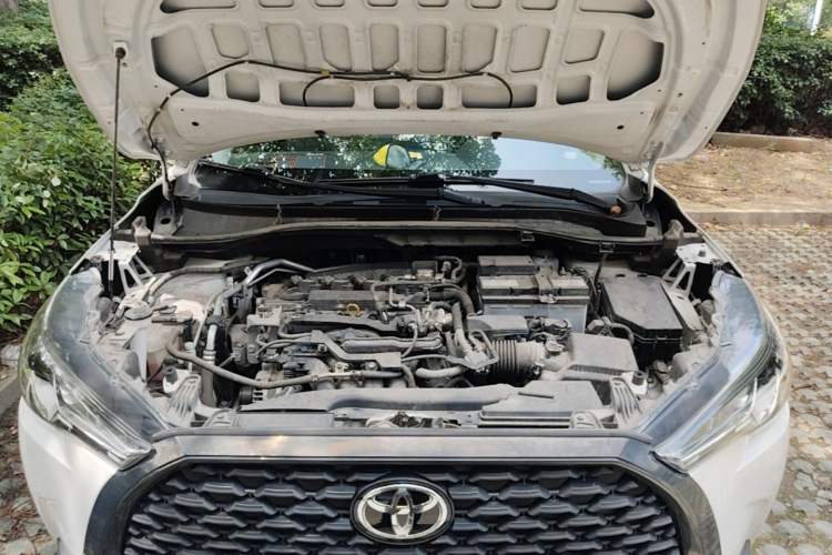 Used Toyota Corolla Cross 2022 2.0L Elite Edition Engine Bay