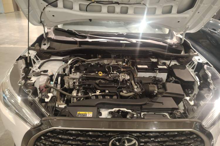Used Toyota Corolla Cross 2022 2.0L Luxury Edition Engine Bay