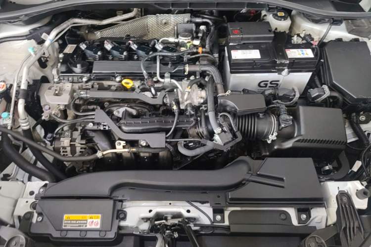 Used Toyota Corolla Cross 2022 2.0L Luxury Edition Engine Bay