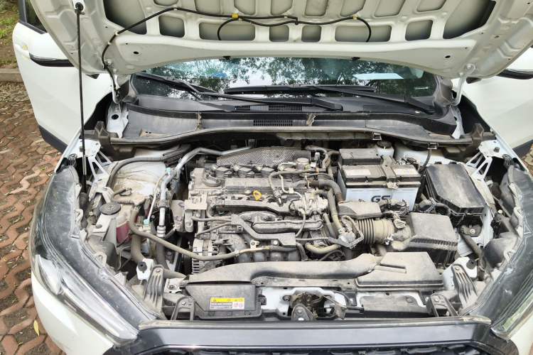Used Toyota Corolla Cross 2022 2.0L Elite Edition Engine Bay