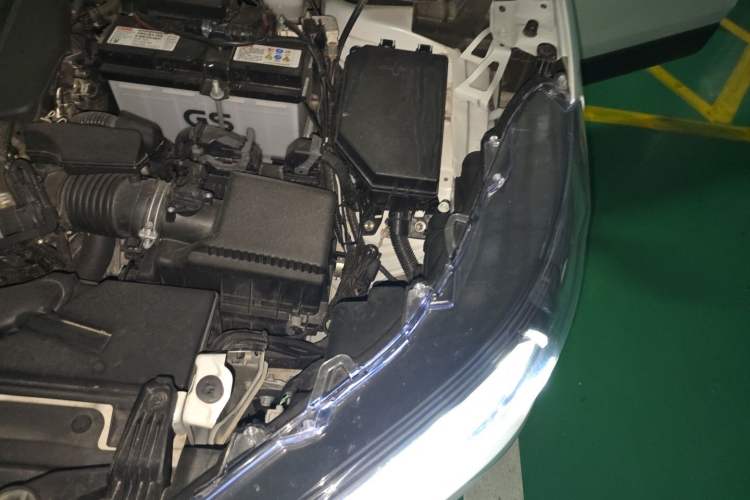 Used Toyota Corolla Cross 2022 2.0L Luxury Edition Engine Bay Left