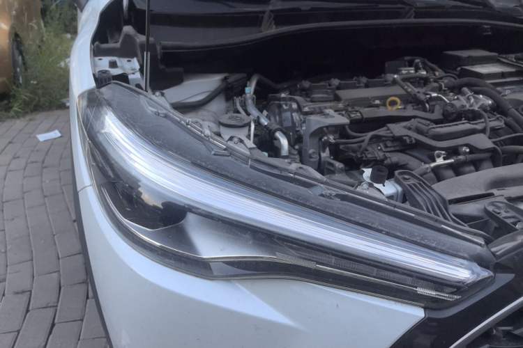 Used Toyota Corolla Cross 2022 2.0L Luxury Edition Engine Bay Right