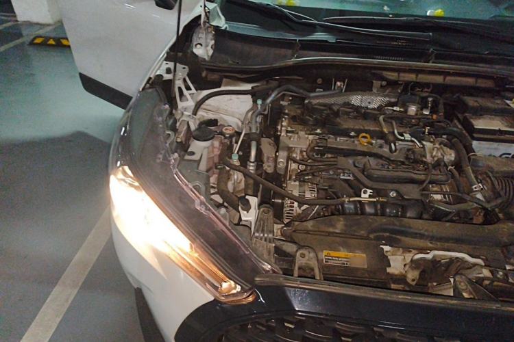 Used Toyota Corolla Cross 2022 2.0L Elite Edition Engine Bay Right