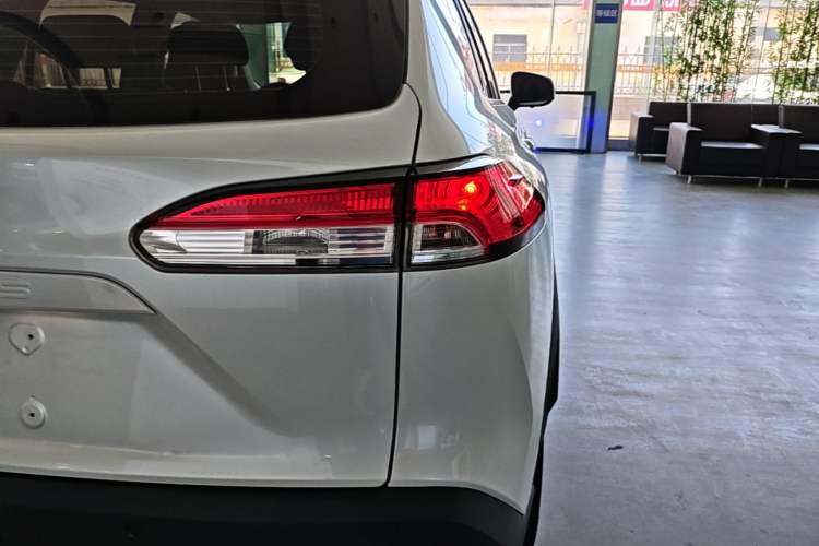 Used Toyota Corolla Cross 2022 2.0L Pioneer Edition Exterior 3