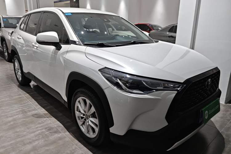 Used Toyota Corolla Cross 2022 2.0L Pioneer Edition Front Right 45 Deg