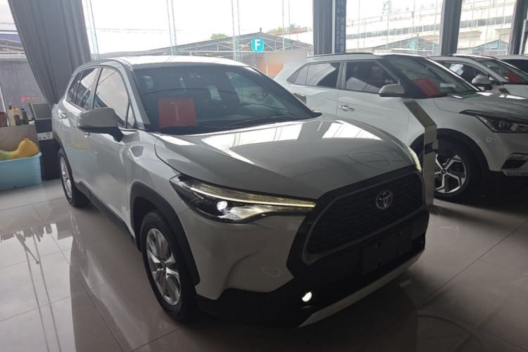 Used Toyota Corolla Cross 2022 2.0L Luxury Edition Front Right 45 Deg