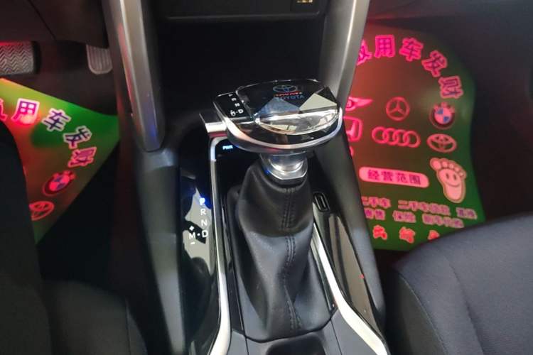 Used Toyota Corolla Cross 2022 2.0L Luxury Edition Gear Lever