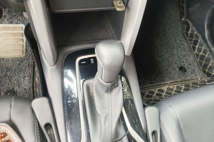 Used Toyota Corolla Cross 2022 2.0L Deluxe Edition Gear Lever