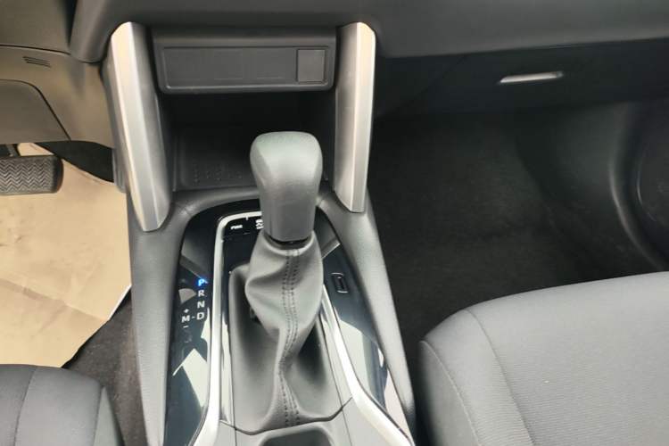Used Toyota Corolla Cross 2022 2.0L Pioneer Edition Gear Lever
