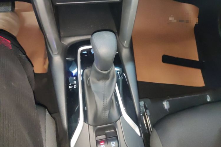Used Toyota Corolla Cross 2022 2.0L Pioneer Edition Gear Lever