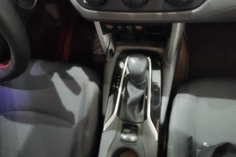 Used Toyota Corolla Cross 2022 2.0L Pioneer Edition Gear Lever