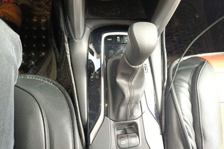 Used Toyota Corolla Cross 2022 2.0L Pioneer Edition Gear Lever