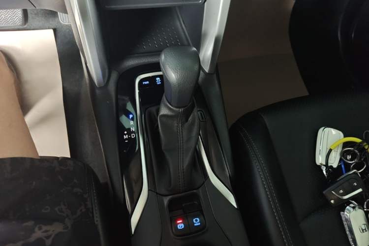 Used Toyota Corolla Cross 2022 2.0L Luxury Edition Gear Lever