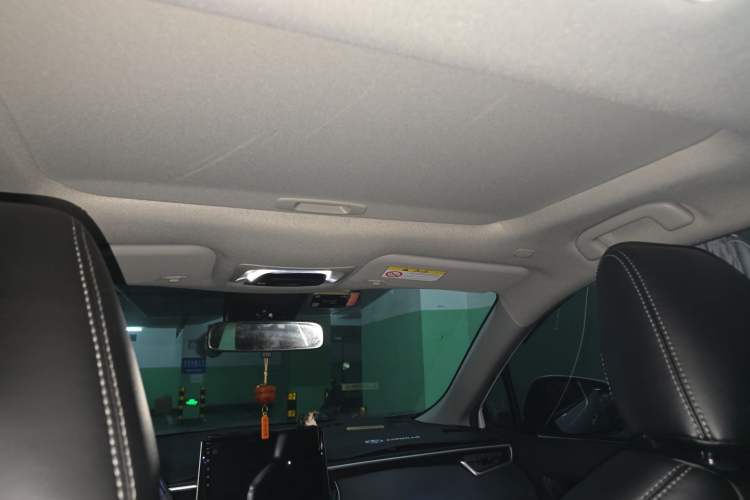 Used Toyota Corolla Cross 2022 2.0L Luxury Edition Headliner