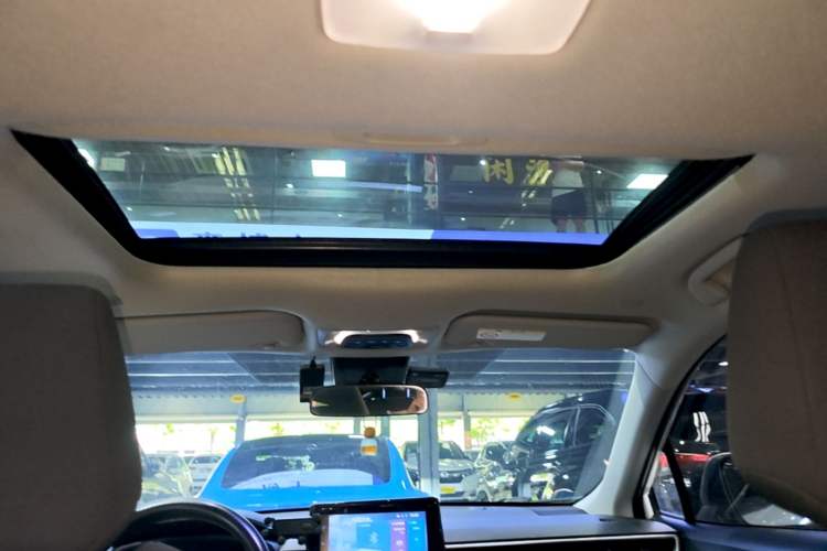 Used Toyota Corolla Cross 2022 2.0L Elite Edition Headliner