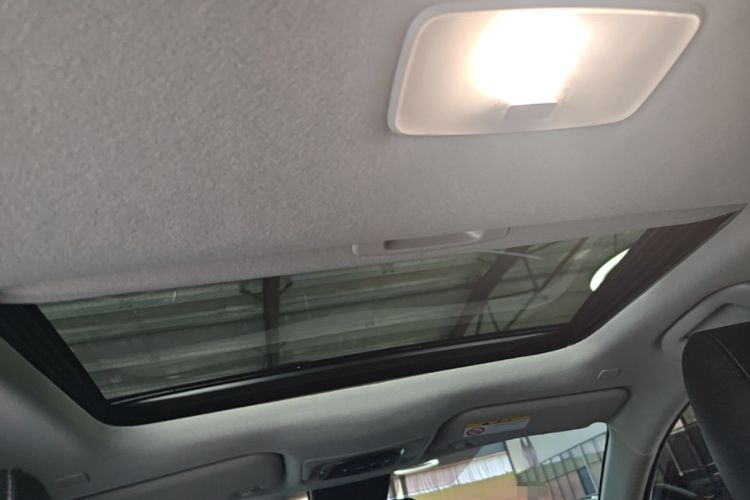 Used Toyota Corolla Cross 2022 2.0L Luxury Edition Headliner