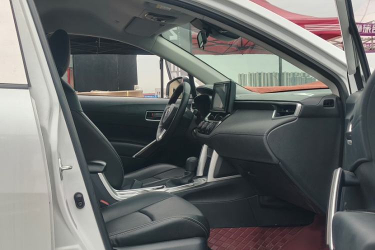 Used Toyota Corolla Cross 2022 2.0L Pioneer Edition Interior 1