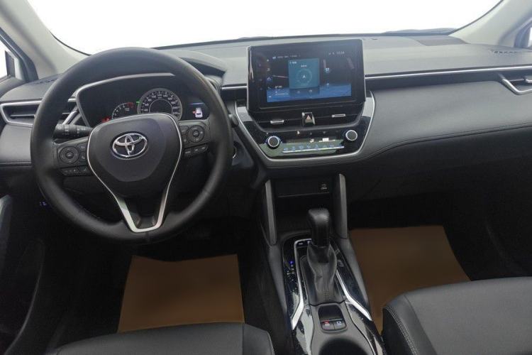 Used Toyota Corolla Cross 2022 2.0L Deluxe Edition Interior 1