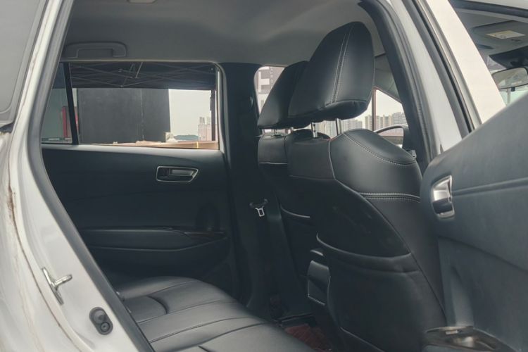 Used Toyota Corolla Cross 2022 2.0L Pioneer Edition Interior 2
