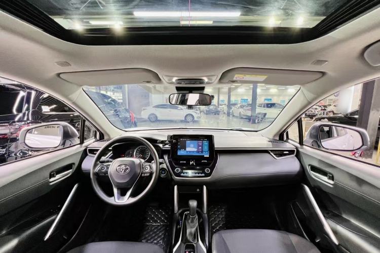 Used Toyota Corolla Cross 2022 2.0L Luxury Edition Interior 2