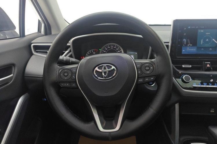 Used Toyota Corolla Cross 2022 2.0L Deluxe Edition Interior 2