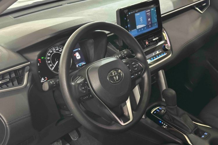 Used Toyota Corolla Cross 2022 2.0L Luxury Edition Interior 2