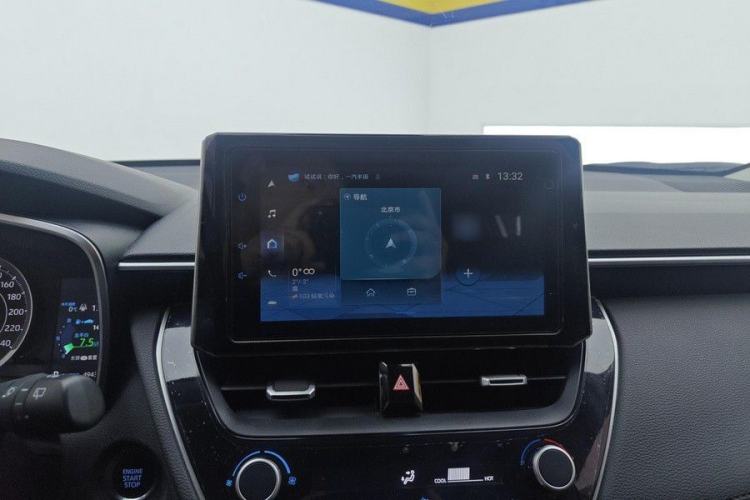 Used Toyota Corolla Cross 2022 2.0L Deluxe Edition Interior 3