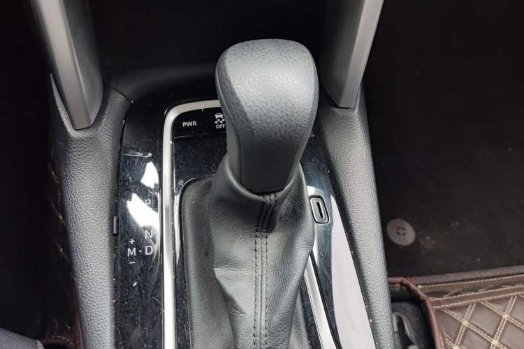 Used Toyota Corolla Cross 2022 2.0L Pioneer Edition Interior 4