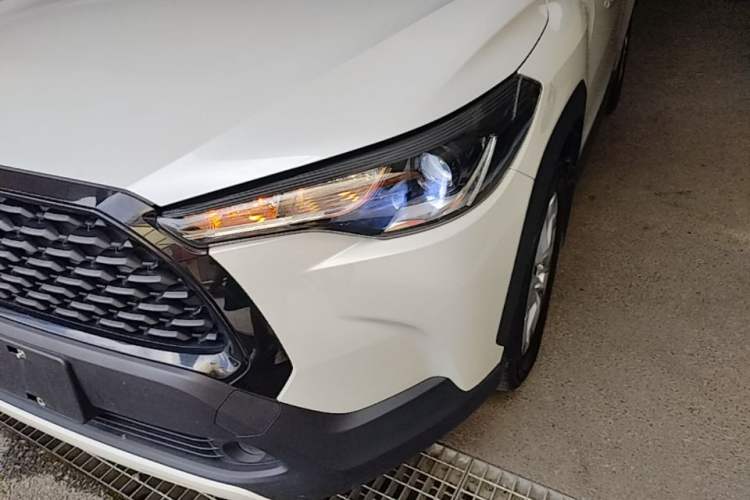Used Toyota Corolla Cross 2022 2.0L Pioneer Edition Left Front Headlight