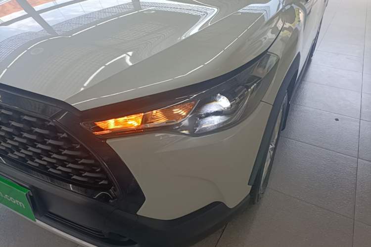 Used Toyota Corolla Cross 2022 2.0L Elite Edition Left Front Headlight