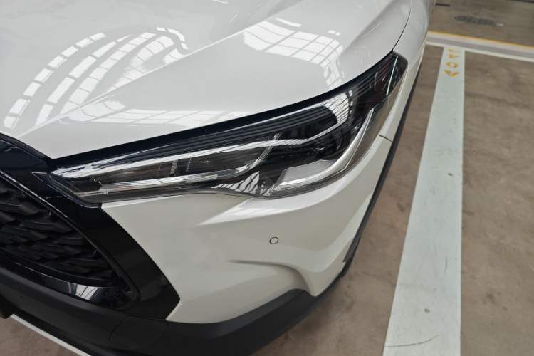 Used Toyota Corolla Cross 2022 2.0L Elite Edition Left Front Headlight