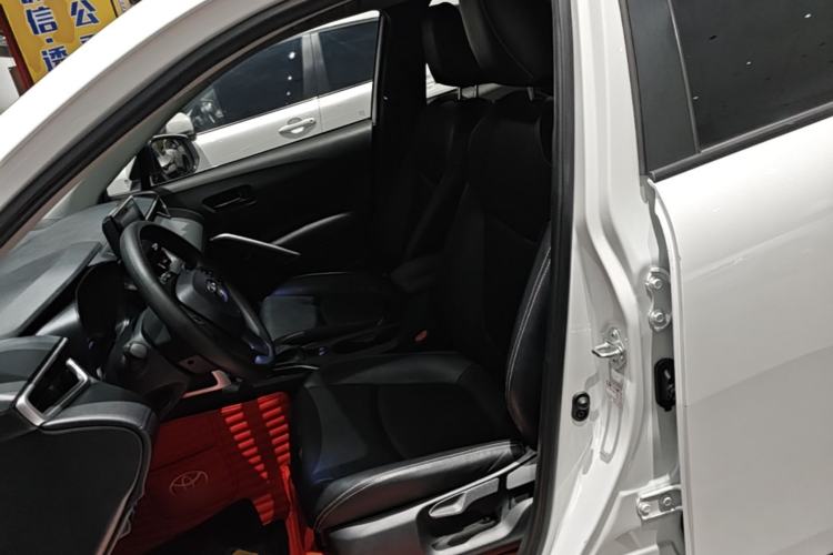 Used Toyota Corolla Cross 2022 2.0L Pioneer Edition Left Front Seat