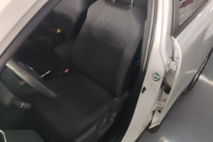 Used Toyota Corolla Cross 2022 2.0L Pioneer Edition Left Front Seat