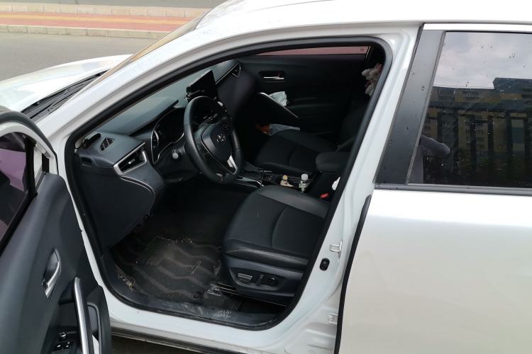 Used Toyota Corolla Cross 2022 2.0L Deluxe Edition Left Front Seat