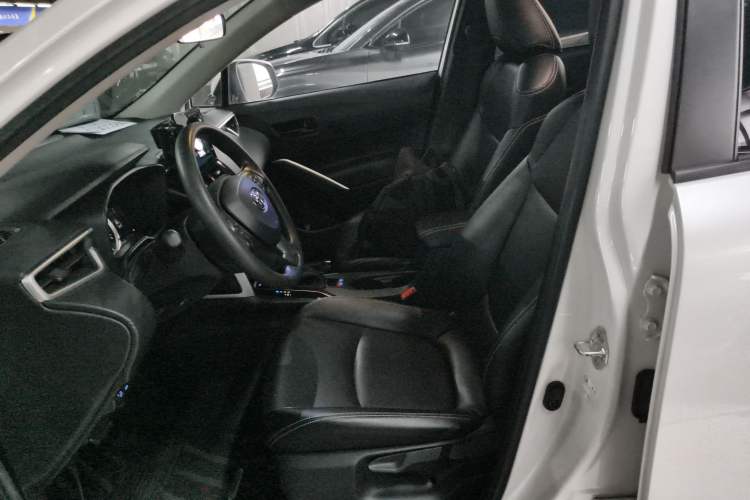 Used Toyota Corolla Cross 2022 2.0L Elite Edition Left Front Seat
