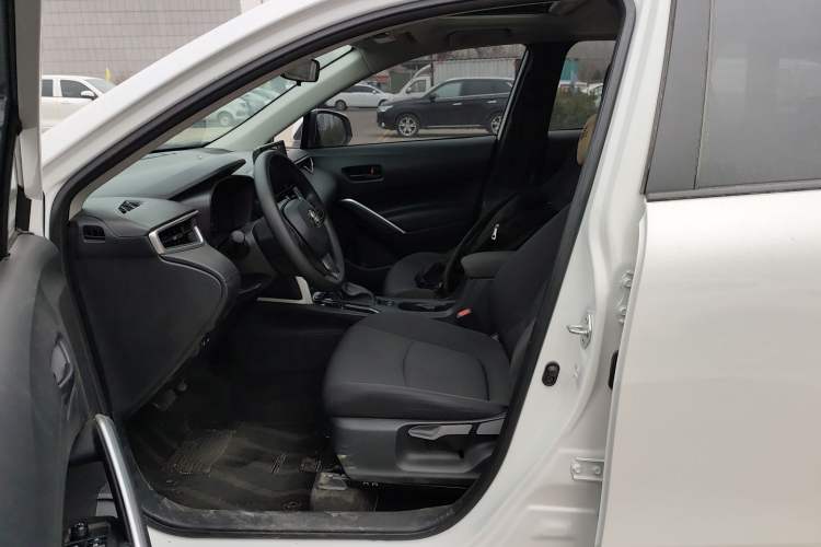 Used Toyota Corolla Cross 2022 2.0L Elite Edition Left Front Seat