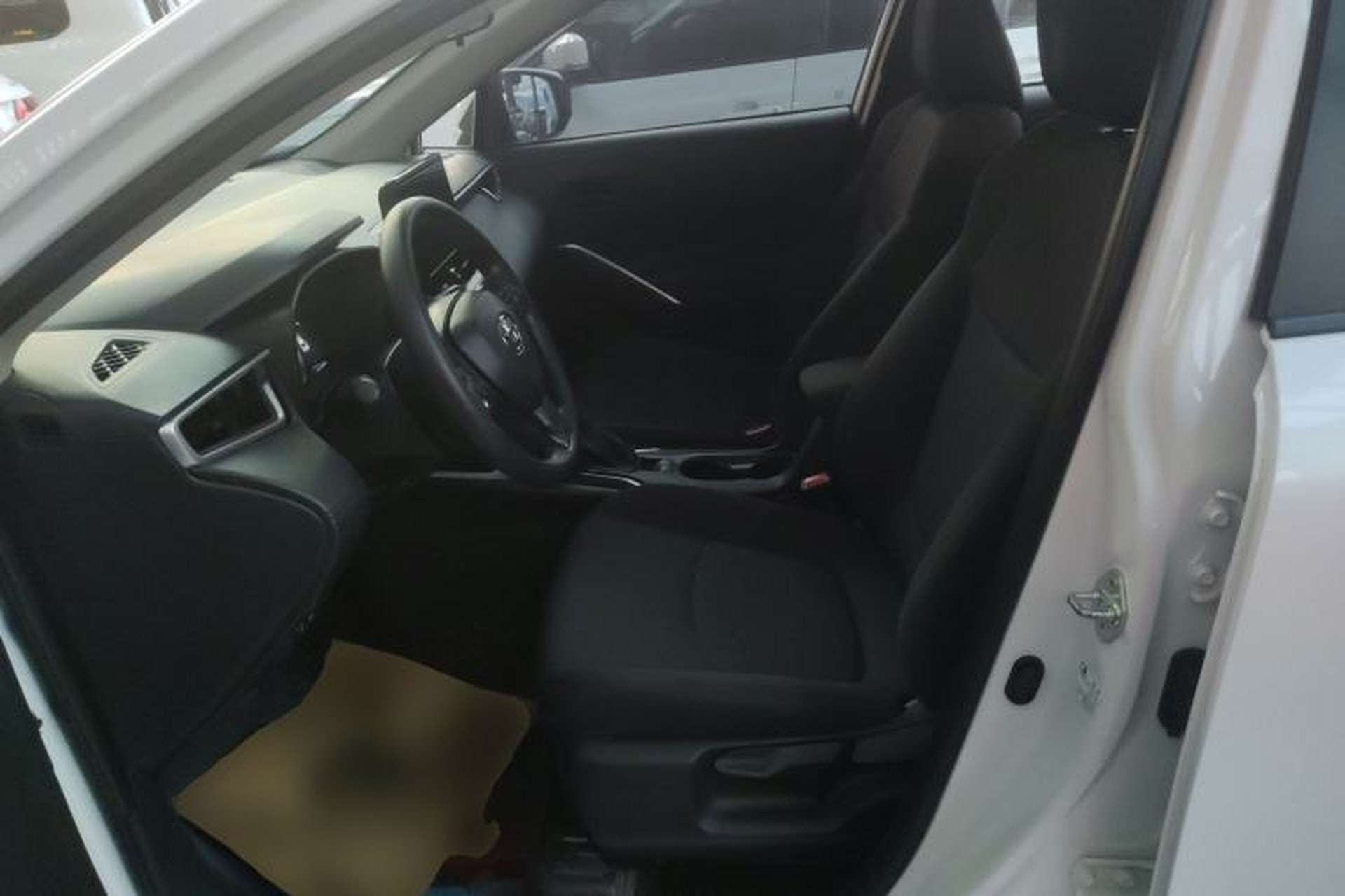 Used Toyota Corolla Cross 2022 2.0L Elite Edition Left Front Seat