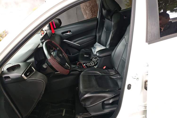 Used Toyota Corolla Cross 2022 2.0L Luxury Edition Left Front Seat