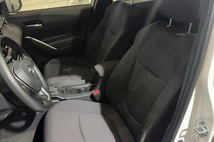 Used Toyota Corolla Cross 2022 2.0L Luxury Edition Left Front Seat