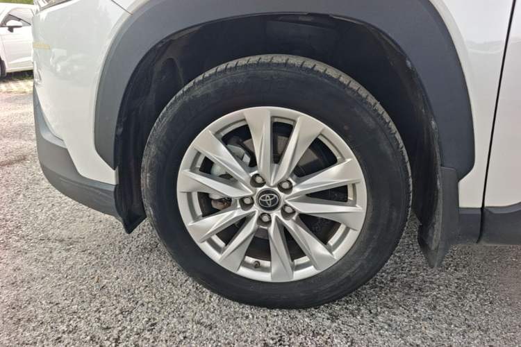 Used Toyota Corolla Cross 2022 2.0L Pioneer Edition Left Front Wheel Hub